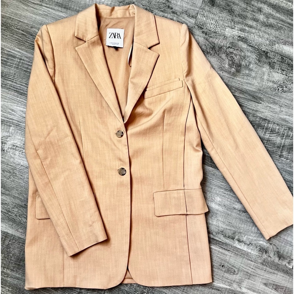 ZARA WOMAN FRONT FLAP POCKETS BLAZER IN BEIGE